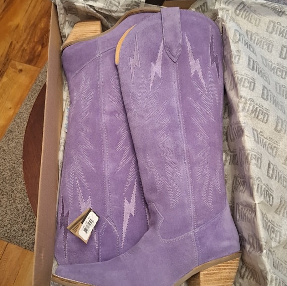 Dingo1969 ThunderRoad boots in size 8.5 in colors Periwinkle - Picture 2 of 2
